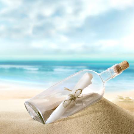 pullo, meri, hiekka, paperi, valtameri Silvae1 - Dreamstime