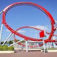 rollercoaster, juna, rautatie, raidat, punainen, taivas, puisto Brett Critchley - Dreamstime