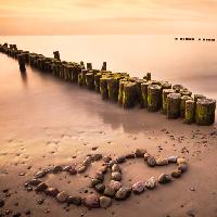 vesi, sydän, sydämet, kivet, puu, hiekka, ranta Manuela Szymaniak (Manu10319)